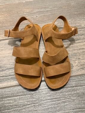 Brown Strappy Flat Sandals Size 6.5